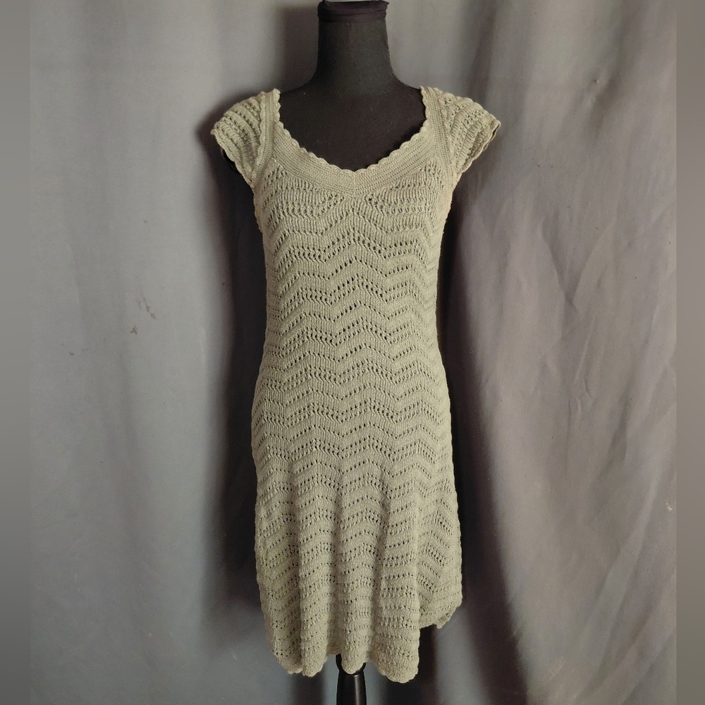 Athleta Olive Green Crochet Knit Cap Sleeve Dress Size Medium